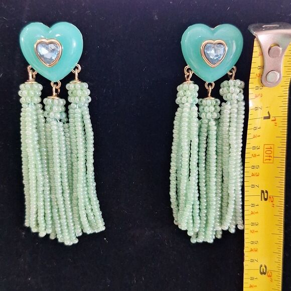 🎁Heart Tassel Earrings - Green and Gold - Picture 4 of 5